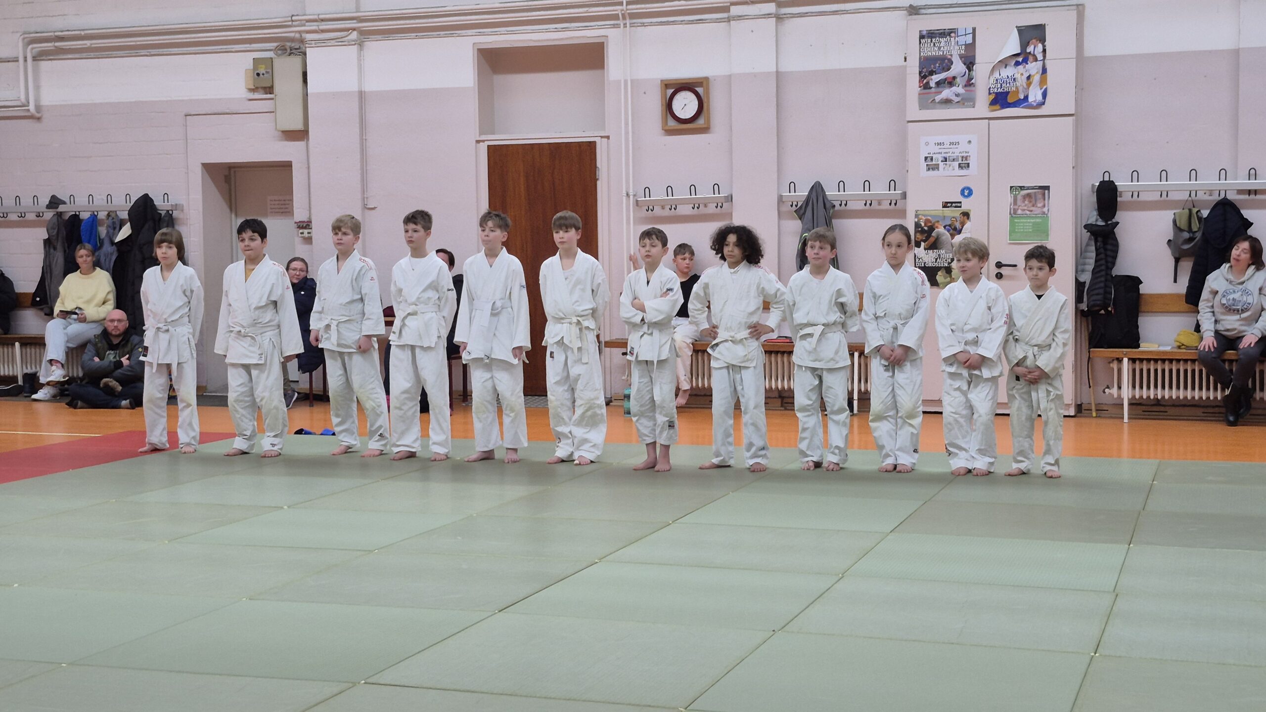 Ein großer erster Schritt: Erfolgreiche Halbgurtprüfung bei der HNT